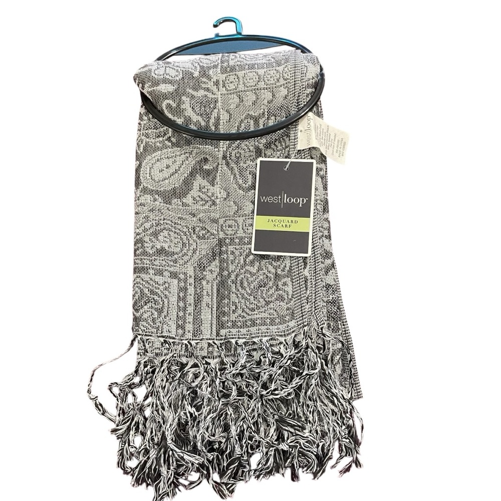 West Loop Jacquard Scarf